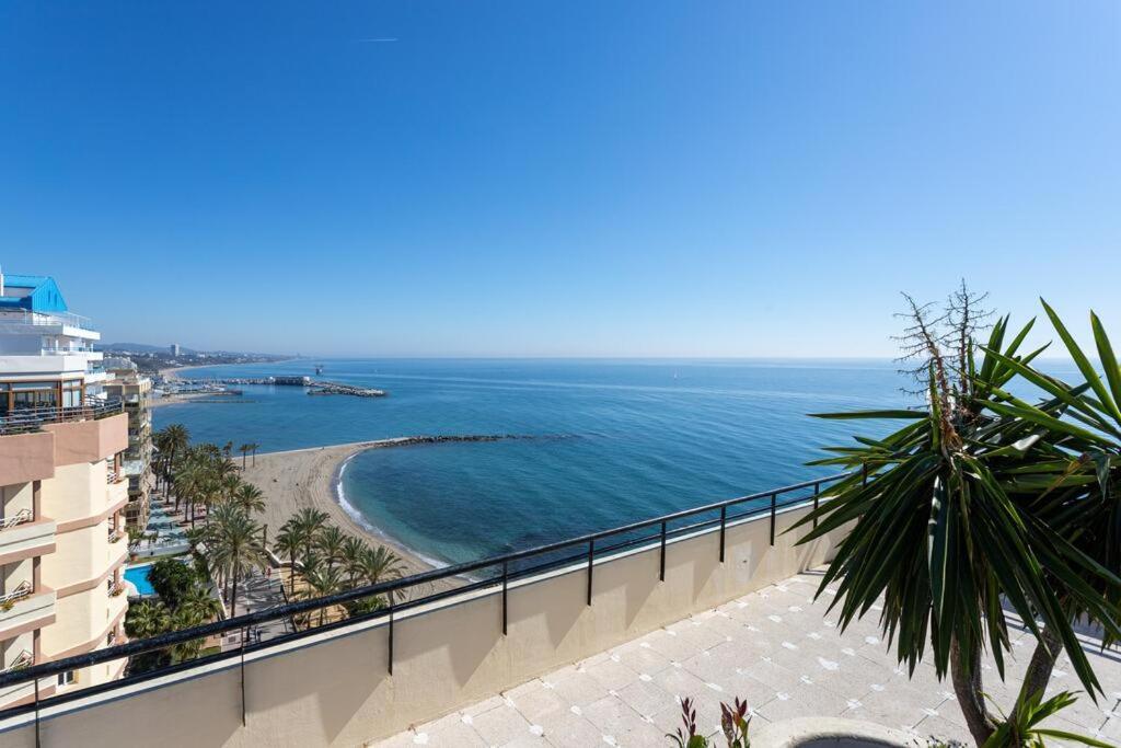 Marbella Beach & Center Exterior photo